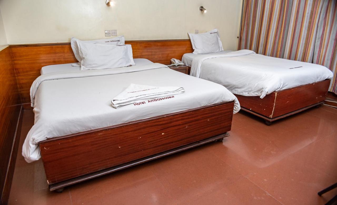 Ambassadeur Hotel 3*