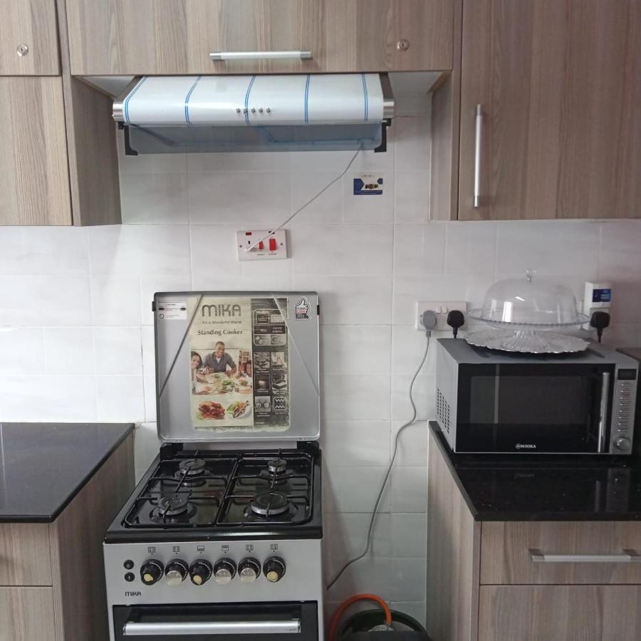 Airport - Private Homestay *