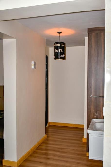 Naze Home Lovely Furnished Apartment Close To Jkia And Sgr Nairobi