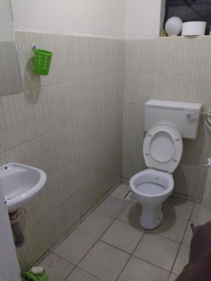 Rozy Airbnb