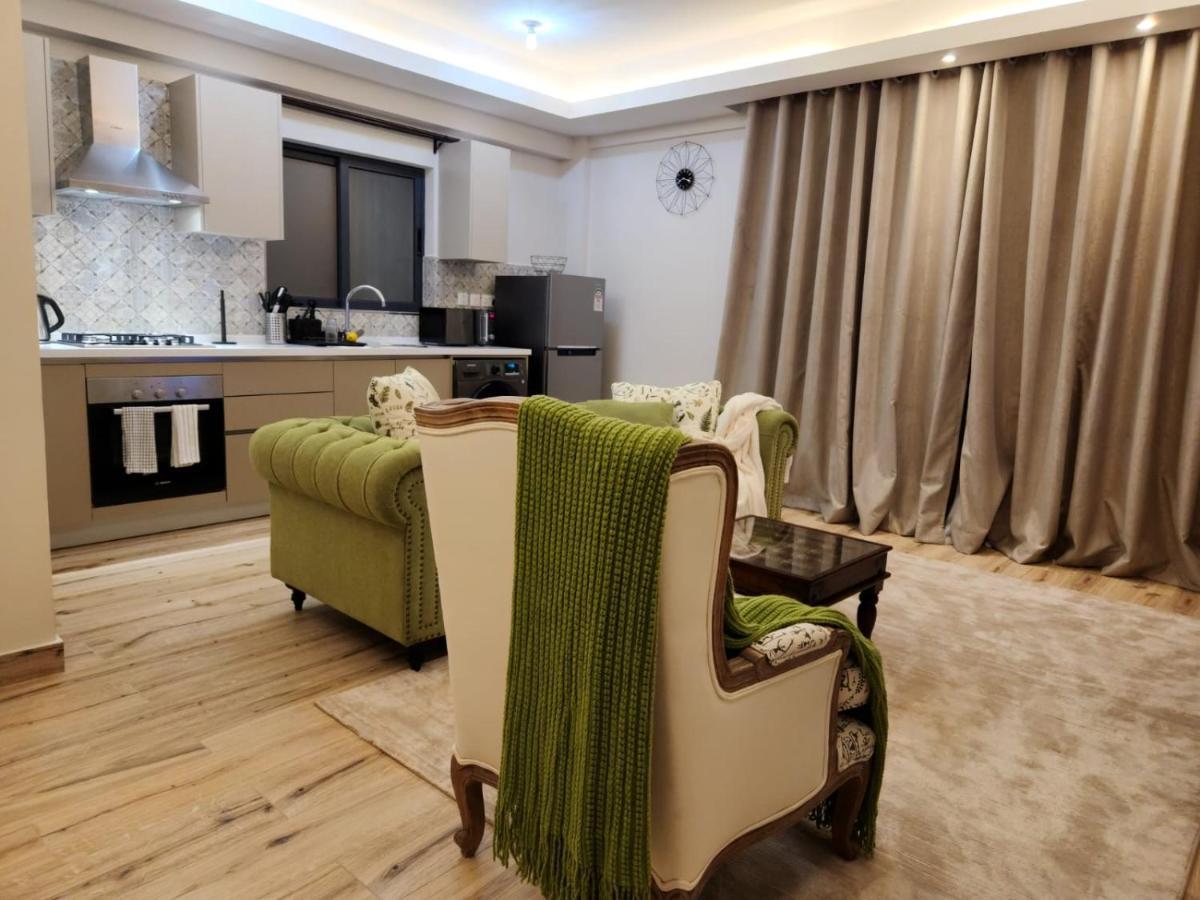Elite Residence, Apt 17a * Nairobi
