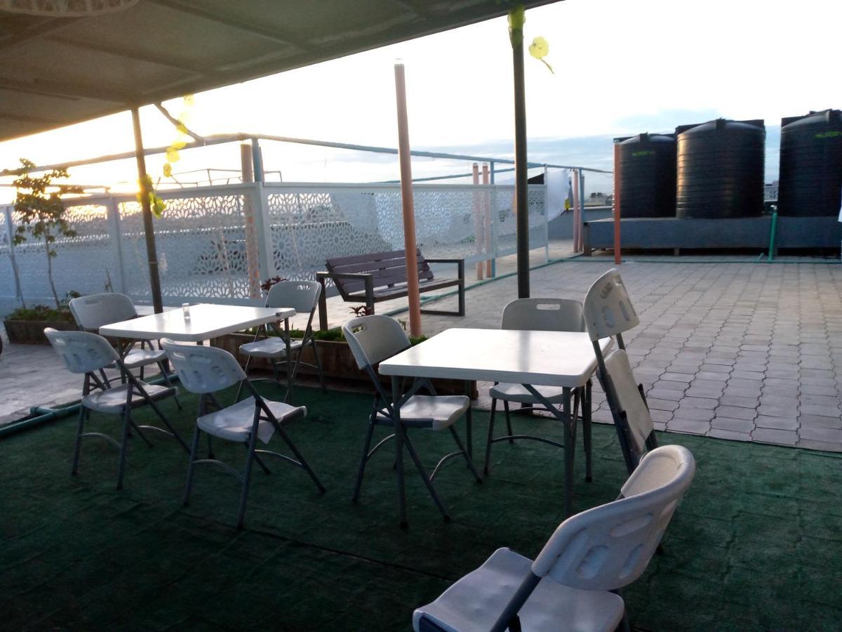 Apartment Rew