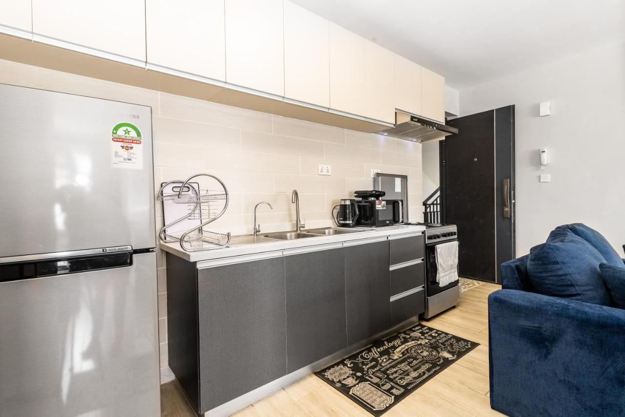 Apartment Azuri Homes &