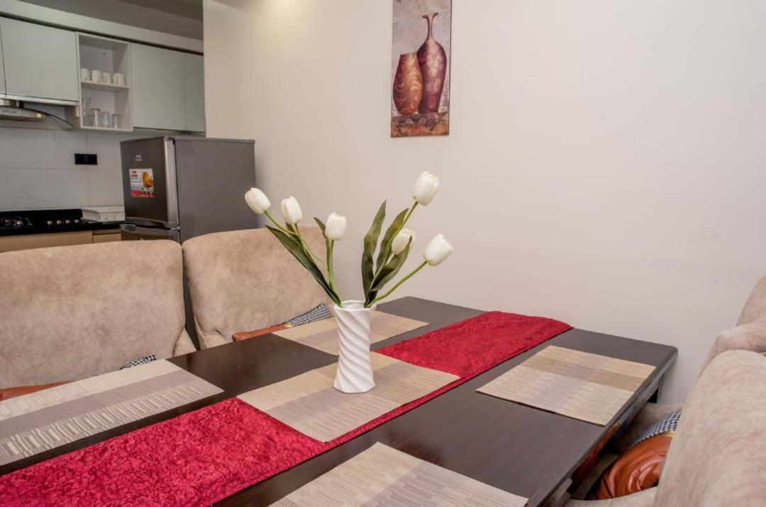 Lux Oasis Of Peace Apartment