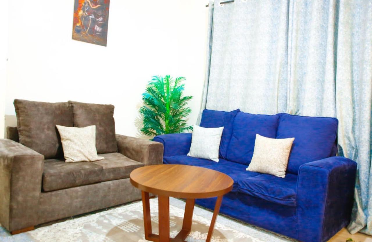 Apartment E.b