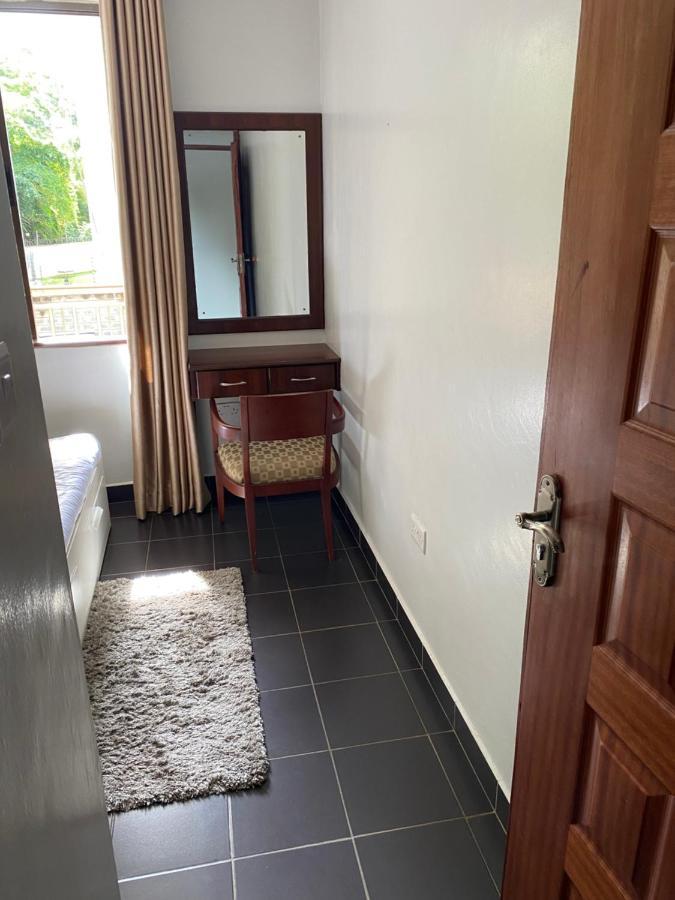 Immaculate 1-bed In Riverside Drive * Nairobi