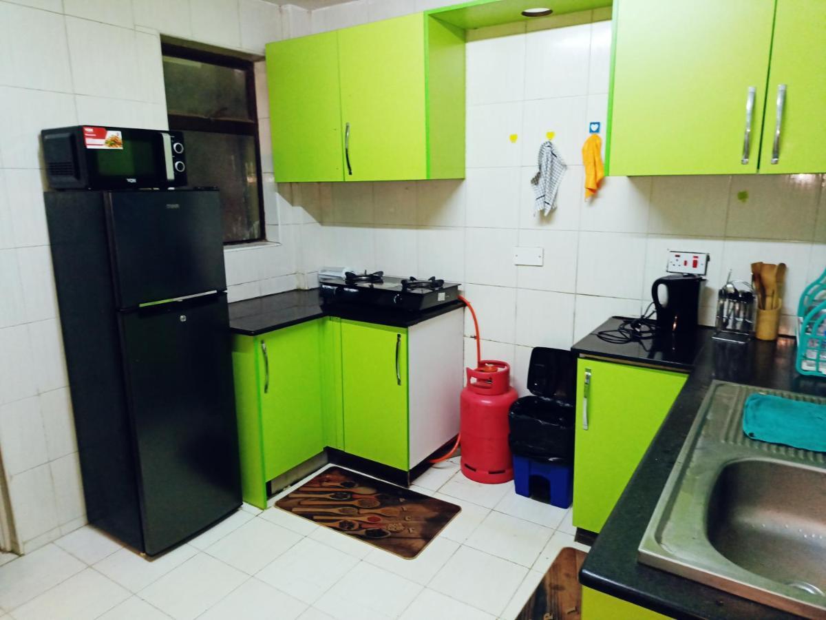 Jj Homes 3 Bedroom @regal Point Apartment *
