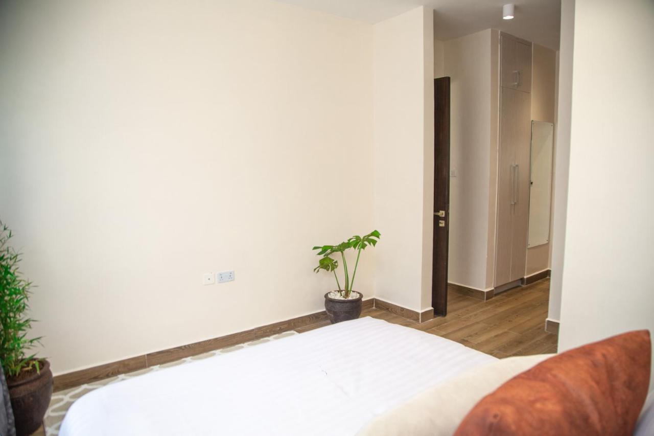 Pura Vida - Wellivia Nairobi