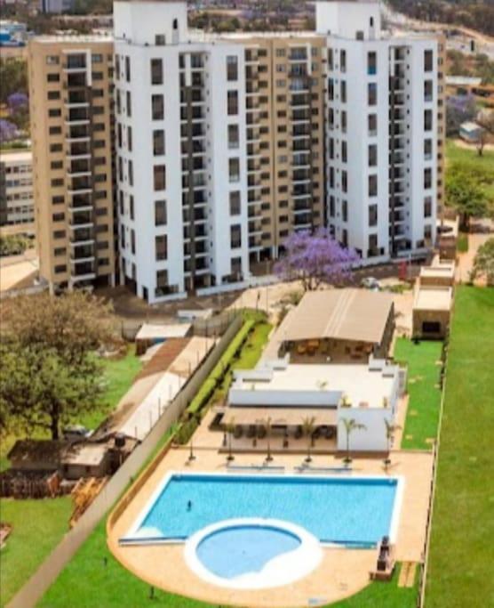 Apartment Armonia 2 Bdrm Apt/gym/poolview/wi-fi/netflix Nairobi