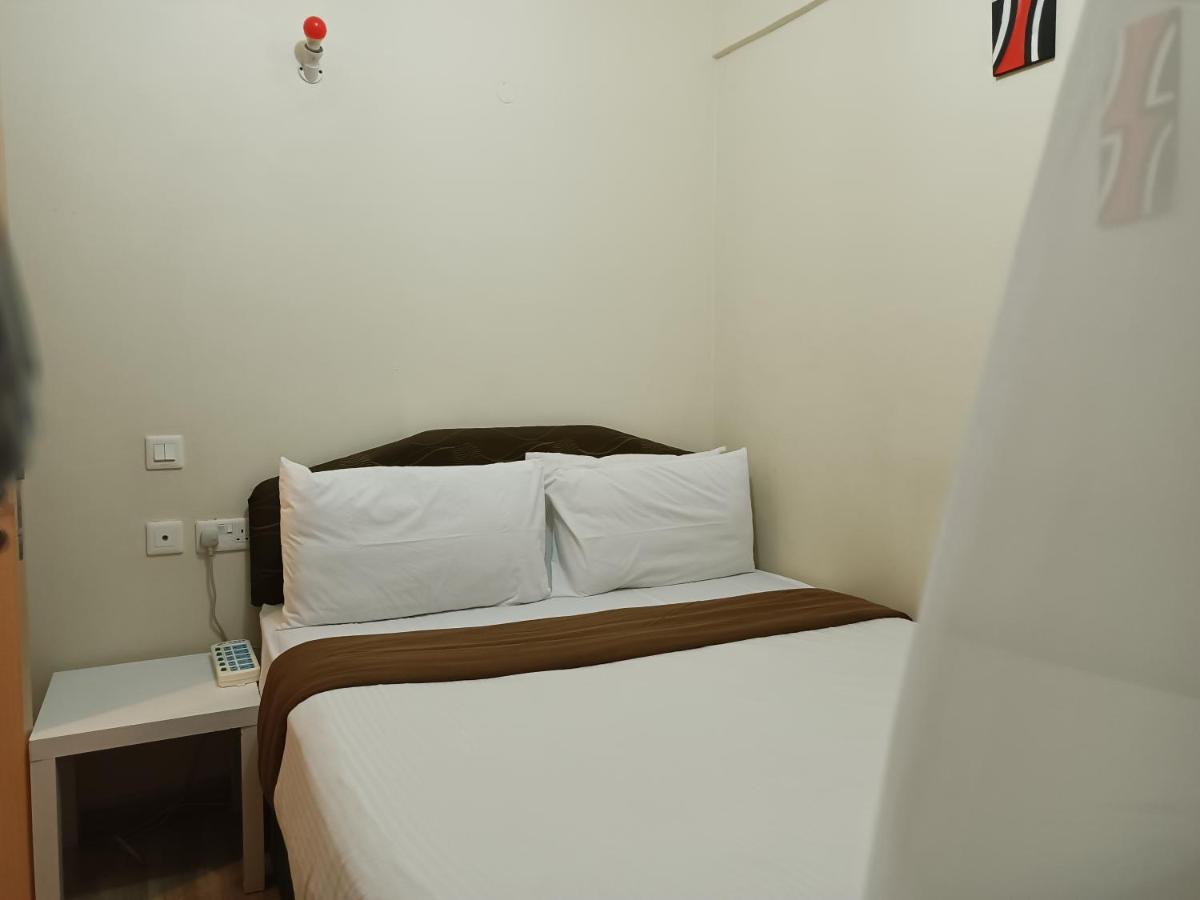 Bed & Breakfast Kandiz Exquisite Nairobi