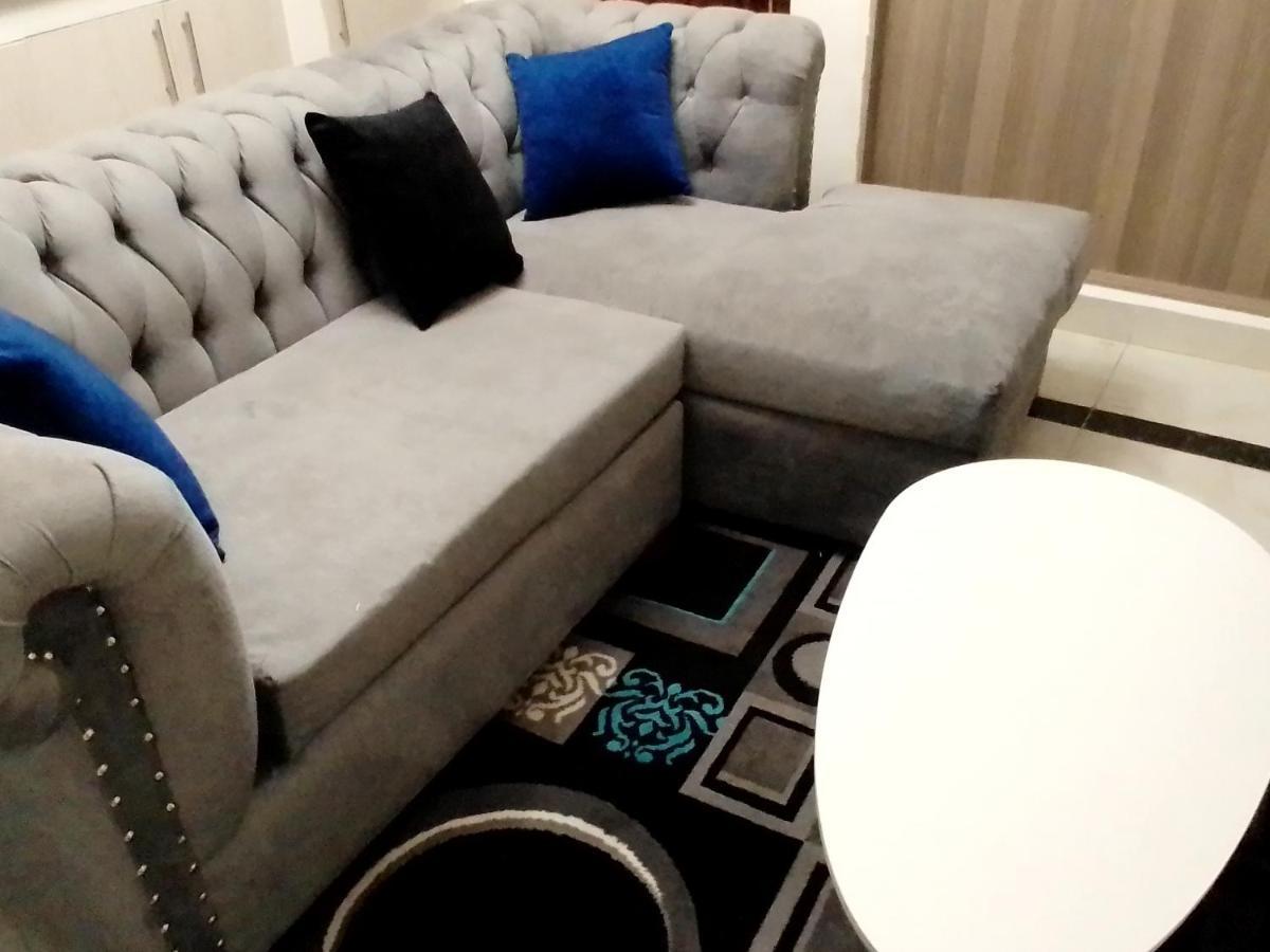 Immaculate 1-bed In