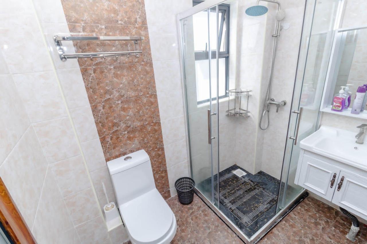 New Luxury Close To State House Apartment