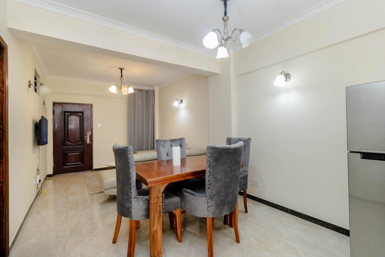 New Luxury Close To State House *