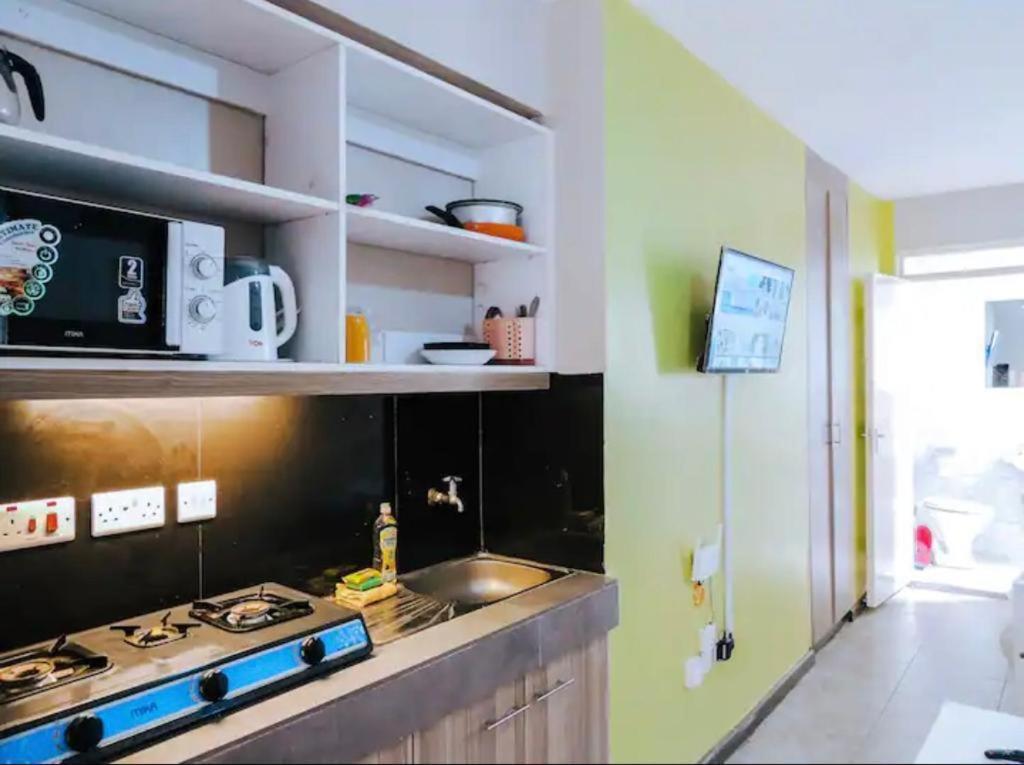 1 Bedroom In Thika Road Royal Suburbs Guest house Nairobi