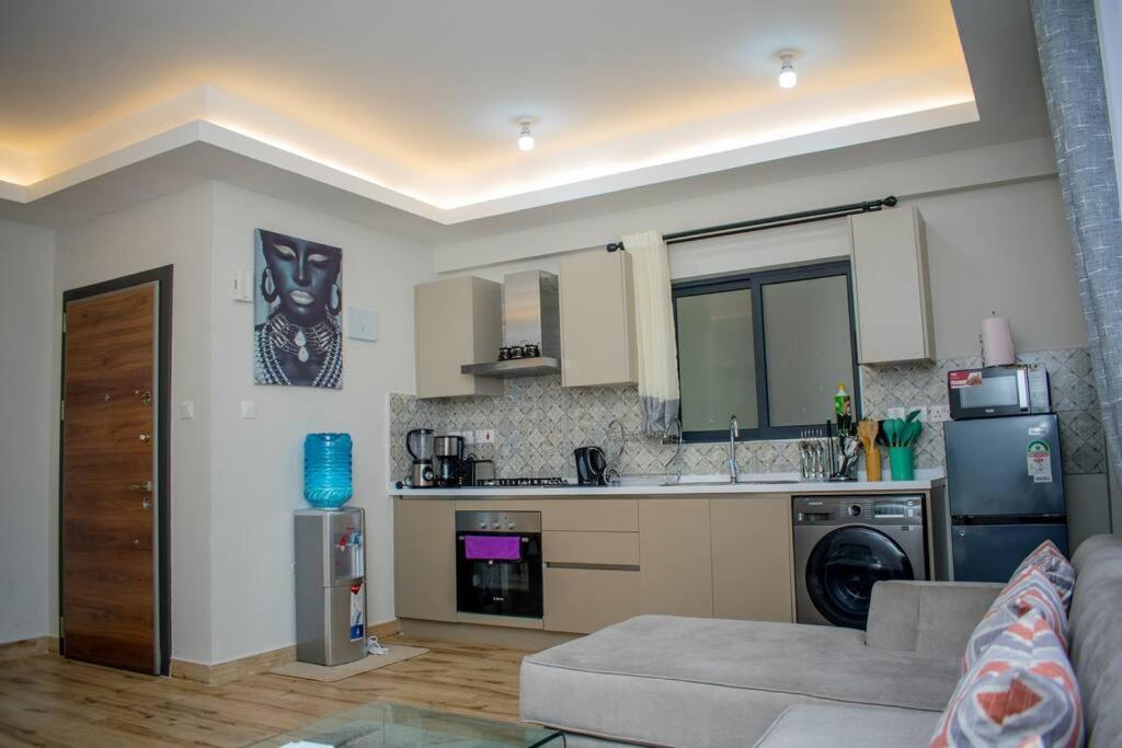 Apartment Urban Living 1br In Westlands With Heat Pool, Gym, Workspace & Parking *