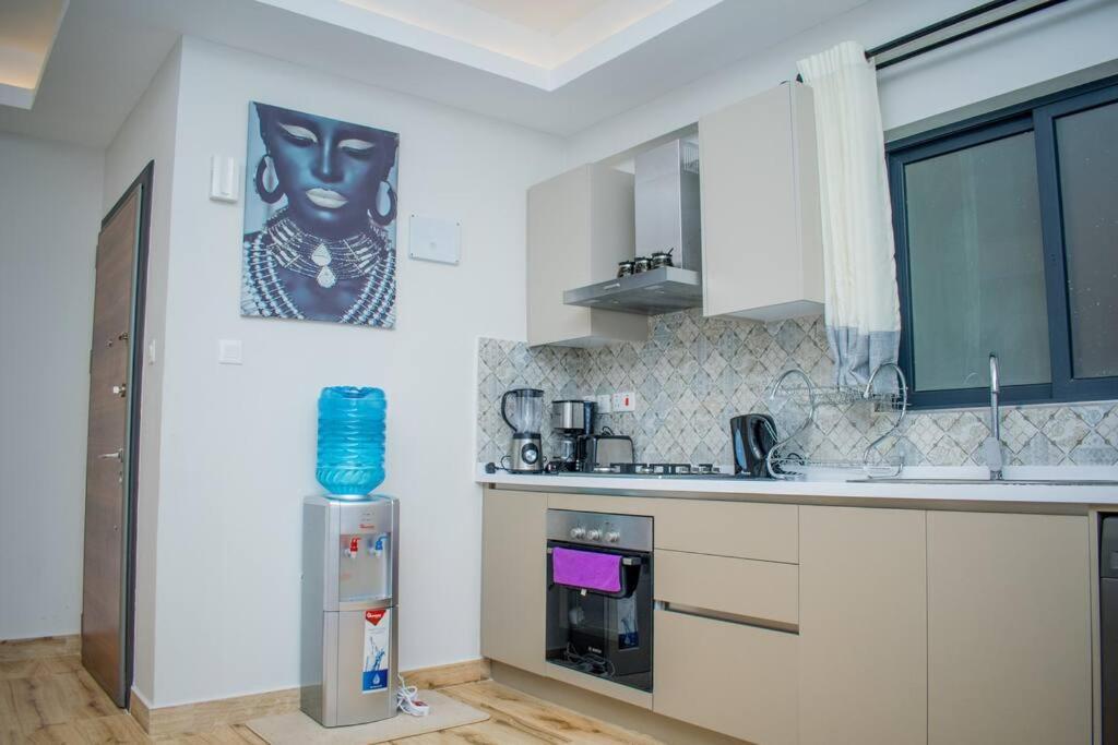 Urban Living 1br In Westlands With Heat Pool, Gym, Workspace & Parking Apartment Nairobi