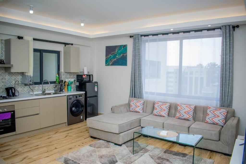 Apartment Urban Living 1br In Westlands With Heat Pool, Gym, Workspace & Parking *