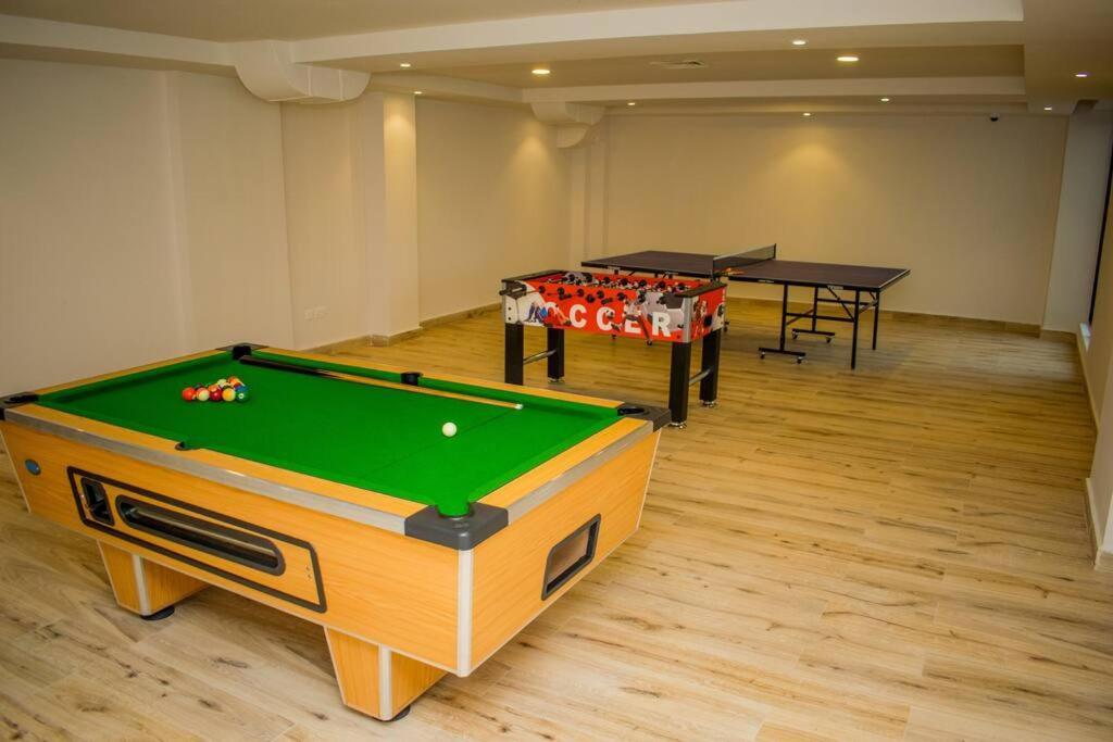 Apartment Urban Living 1br In Westlands With Heat Pool, Gym, Workspace & Parking