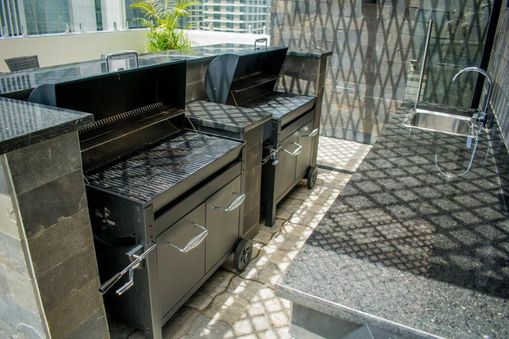 Urban Living 1br In Westlands With Heat Pool, Gym, Workspace & Parking Apartment Nairobi