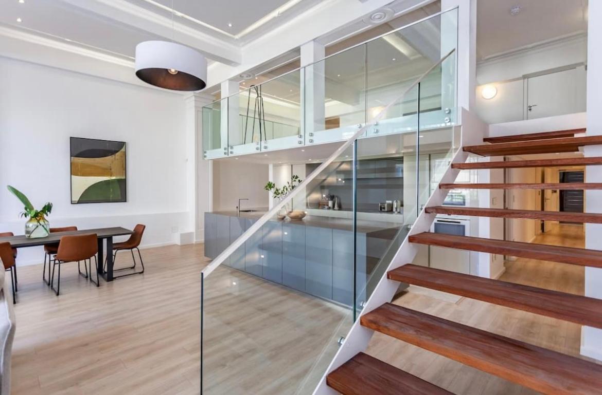 Springdale Deluxe Apartment