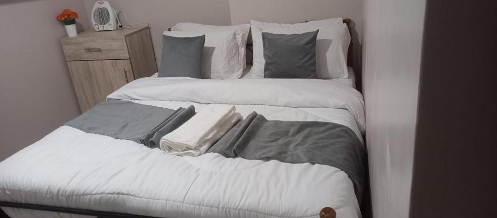 Lux Attic Place Apartment *
