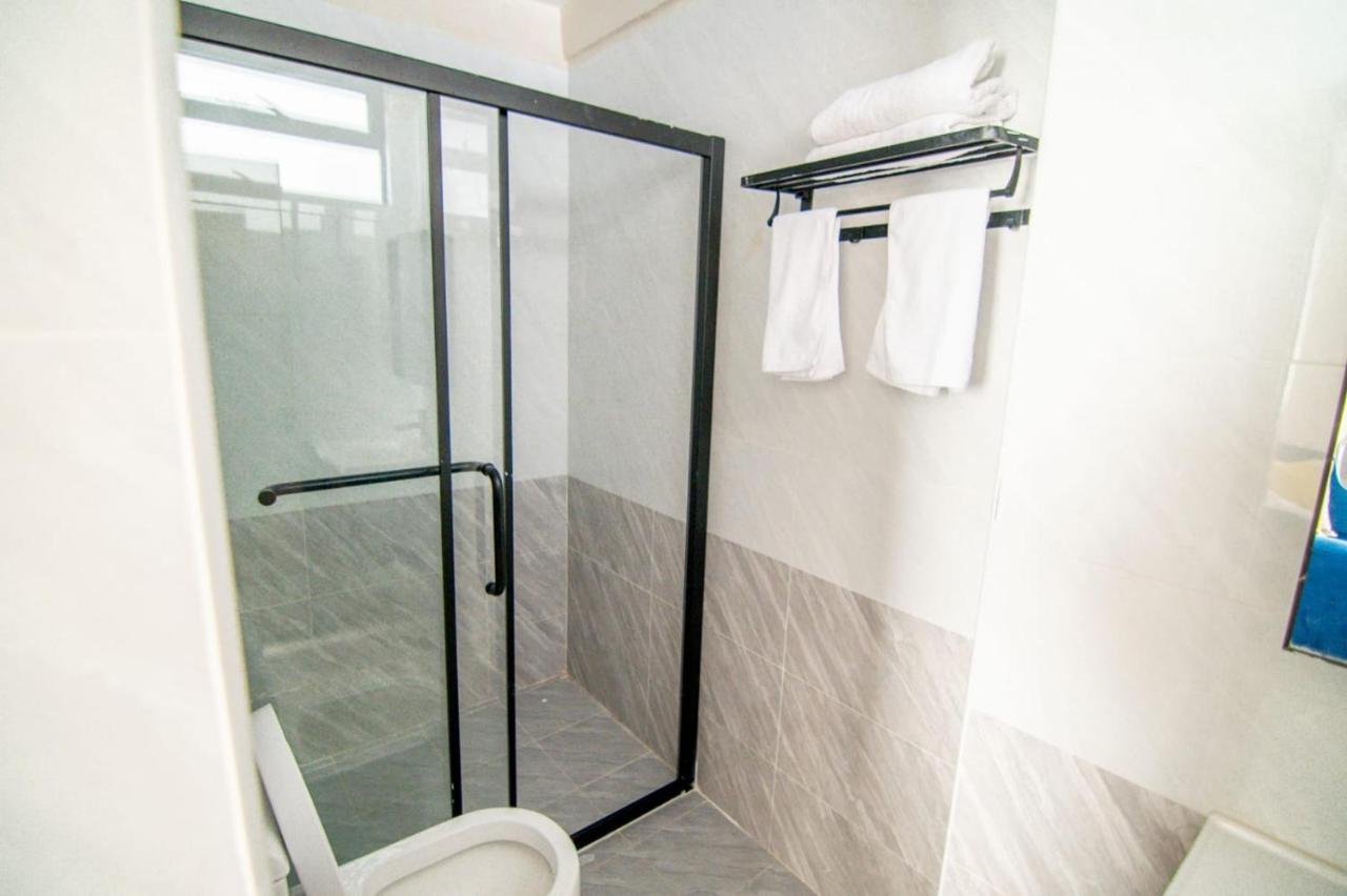 Lux Royal Gardens Apartment