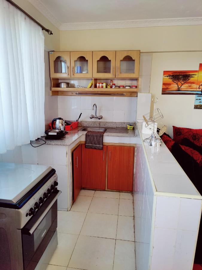 Modern 1-bdrm 15min To Cbd. 20min To Un Apartment