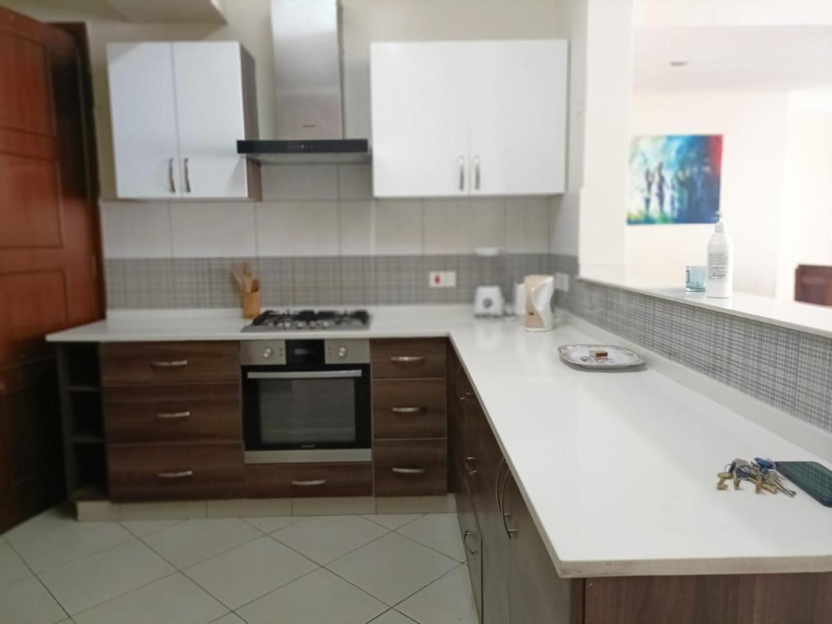 Apartment One West Park *