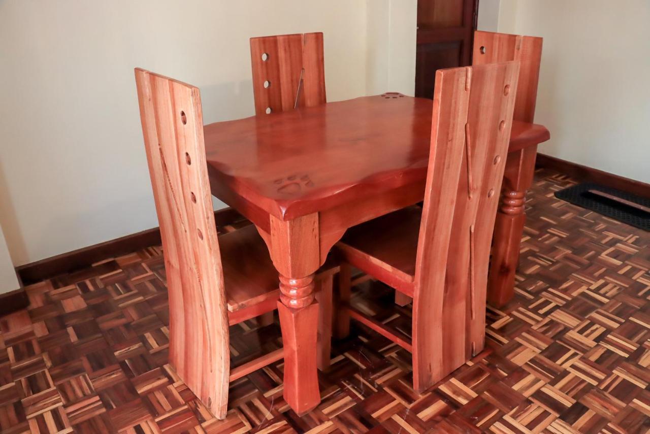 Apartamento Hazina Estate South B *
