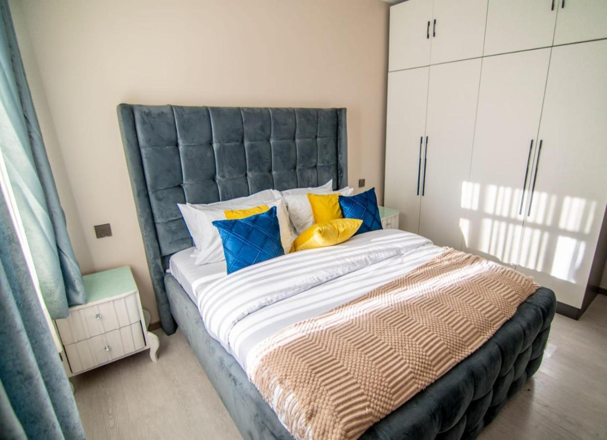 Kilimani View Palace Apartment-studio *