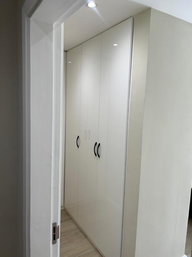 Riverside Square Apartment *