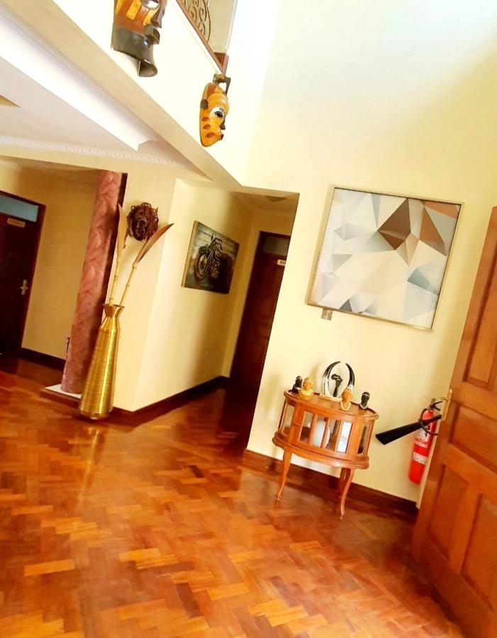 Smothers Suites And Restaurant *