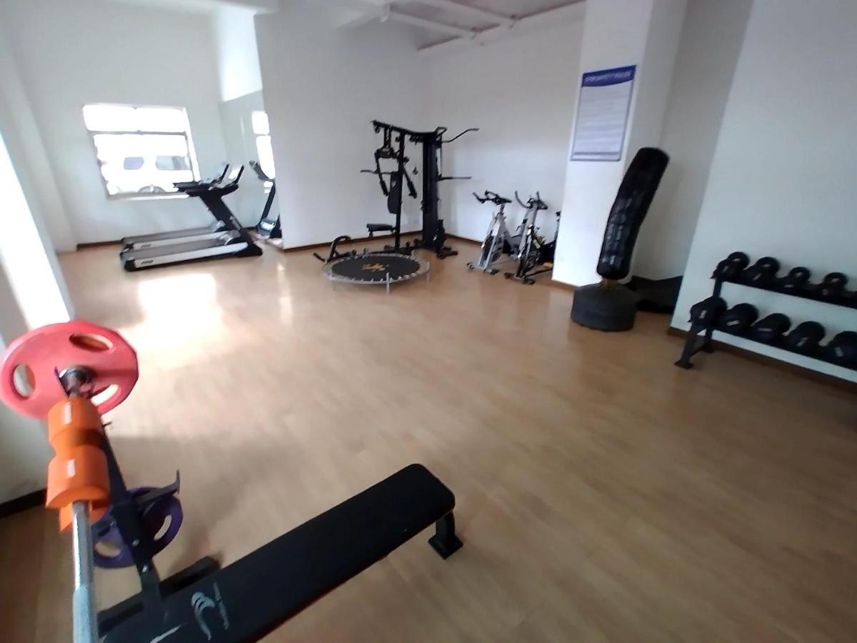 Lux 3 Bedroom With Sq Vesta Gardens Kilimani * Nairobi