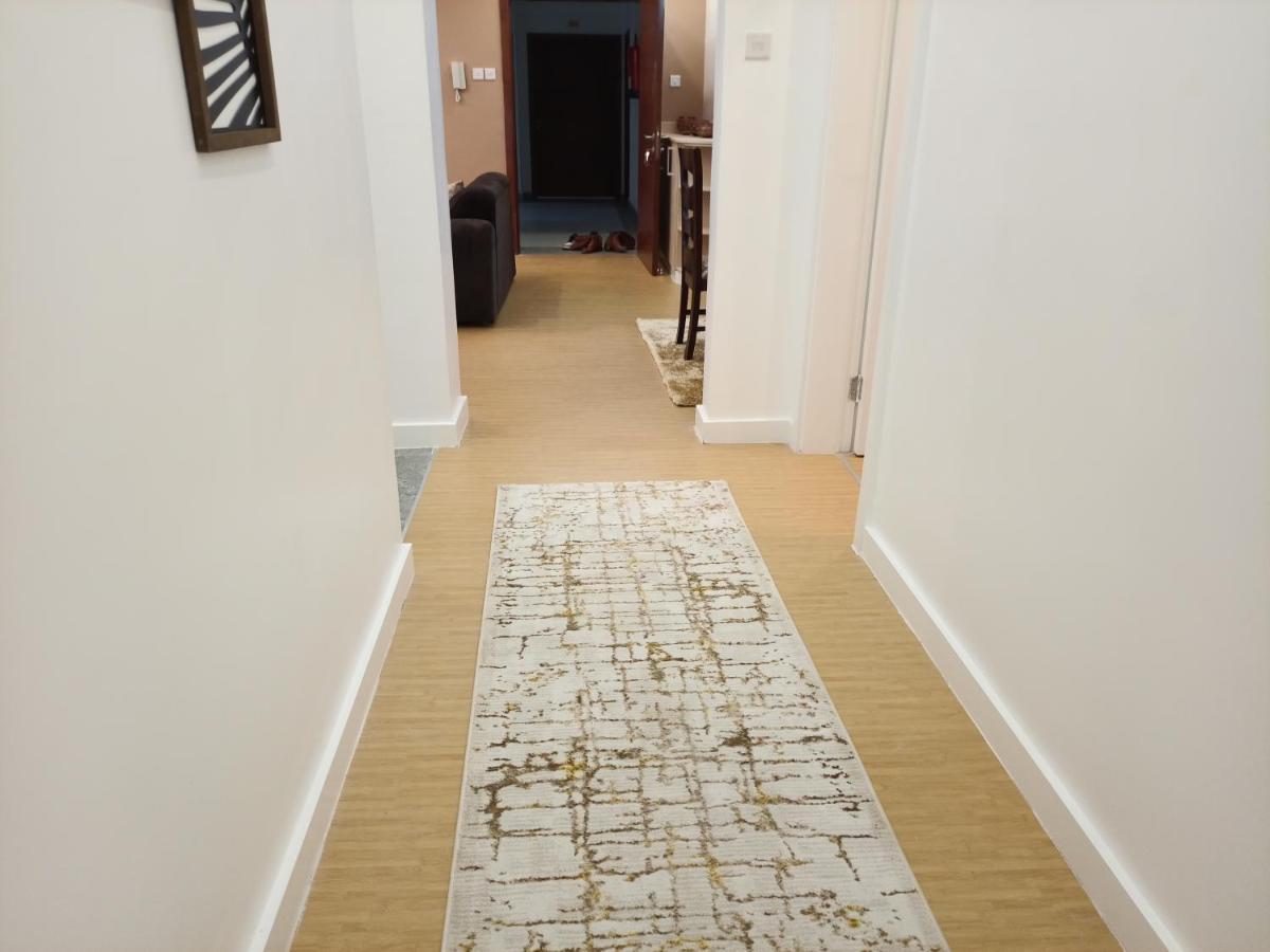 Apartment Zapri Homes