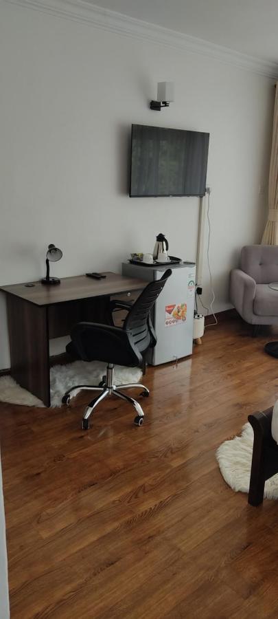Cedar Luxe Suites *