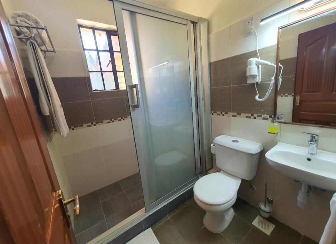 Smothers Suites And Restaurant Hotel Nairobi
