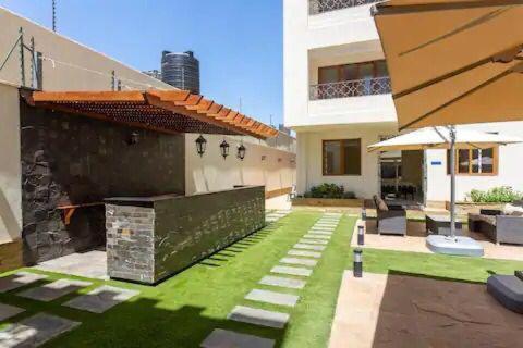 Lux Dubai Style