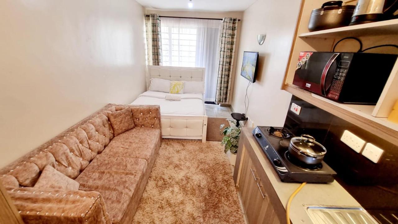 Lux Royal Suburbs Apartment