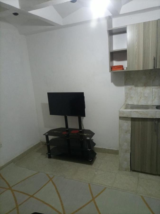 1 Bedroom Eastleigh Section 3 Apartment *