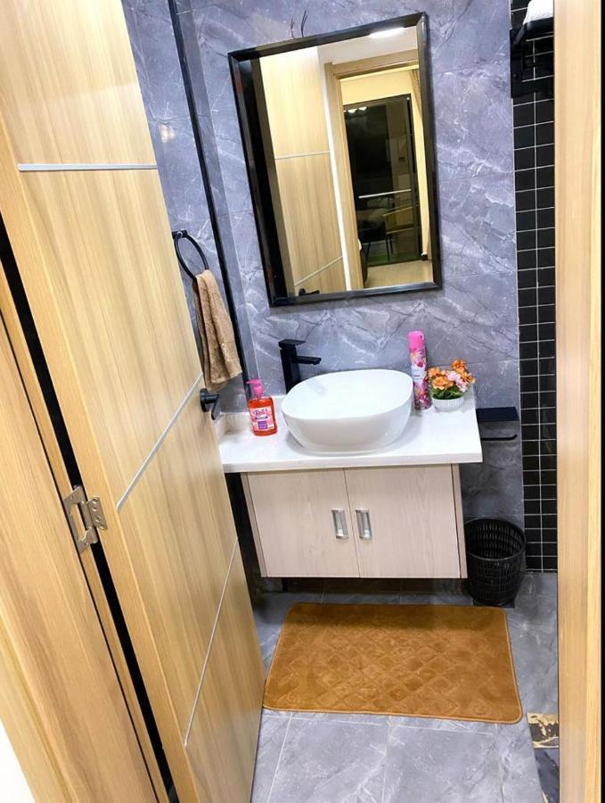 Lux Staroot Kilimani Apartment *