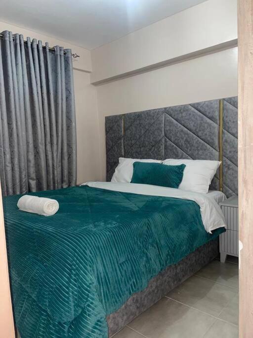 Tastefully Furnished Apartment,free Secure Parking Apartamento