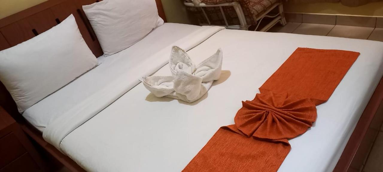 Sunrise Bed & Breakfast 3*