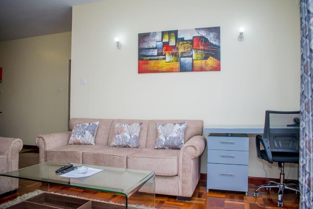 Elegant 1br In Westlands, Workspace, Gym, Parking. * Nairobi