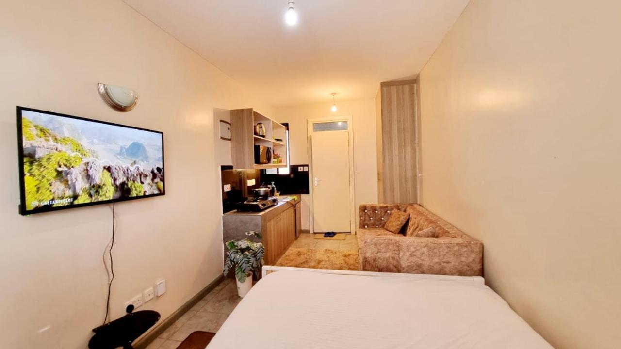 Apartment Lux Royal Suburbs