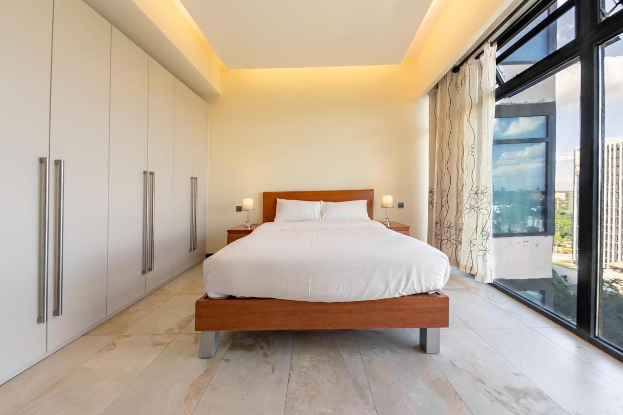 Lux Le Marc Luxury