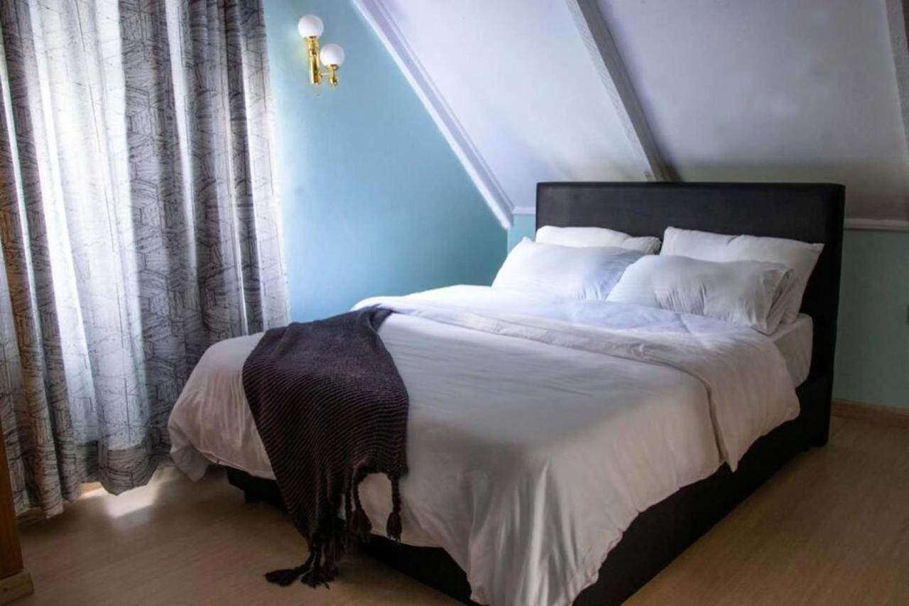 Charming 1-bed Penthouse In Karen *