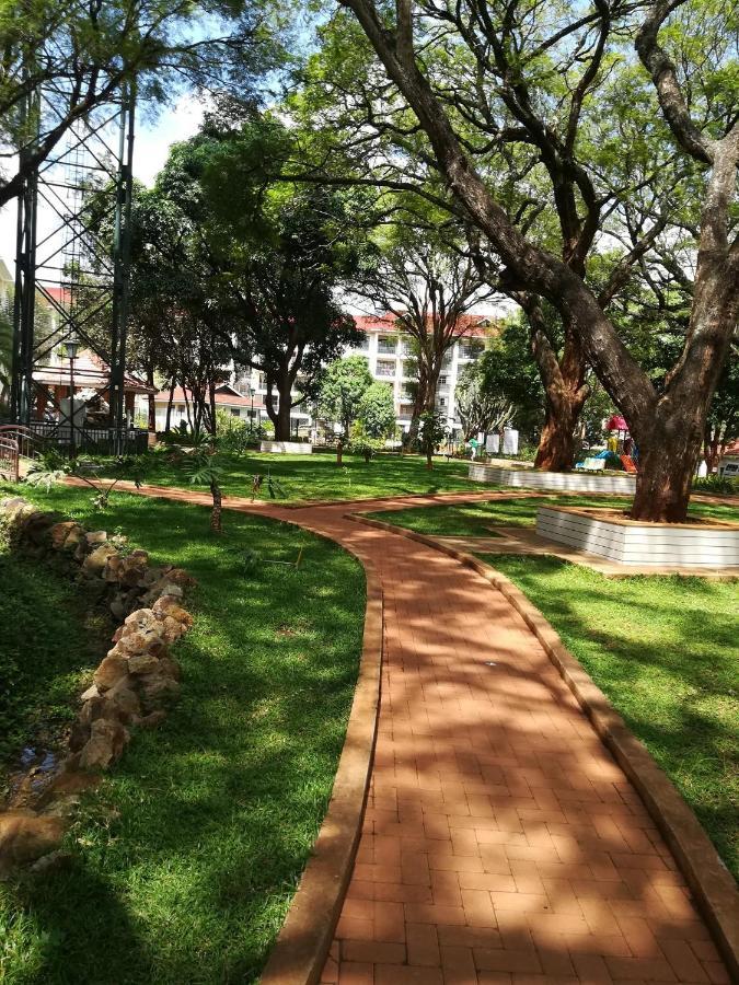 Apartment Jacaranda Gardens *