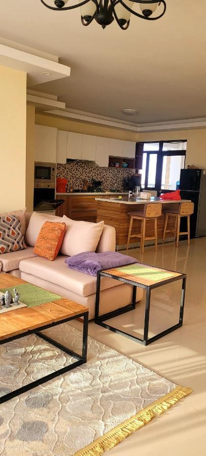 Apartment Charming 2 Bedroom Penthouse Apartment.