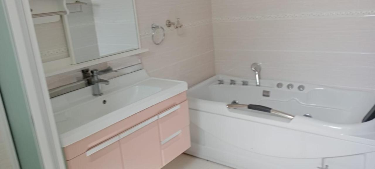 Apartment Westlands Furnished *