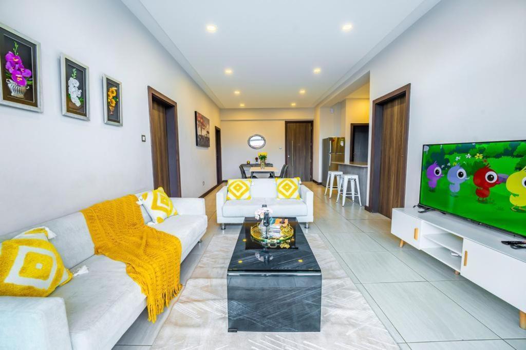 Apartment Skynest 2 Bedroom Next To Movenpick Nairobi